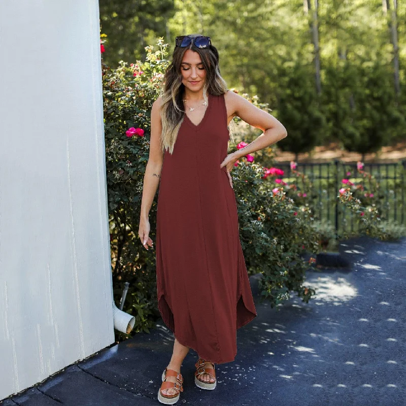 Overstock Solid Color Casual V-neck Sleeveless Swing Long Dress