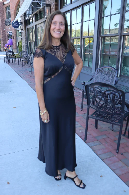 New Deals Emalee Dress- Black