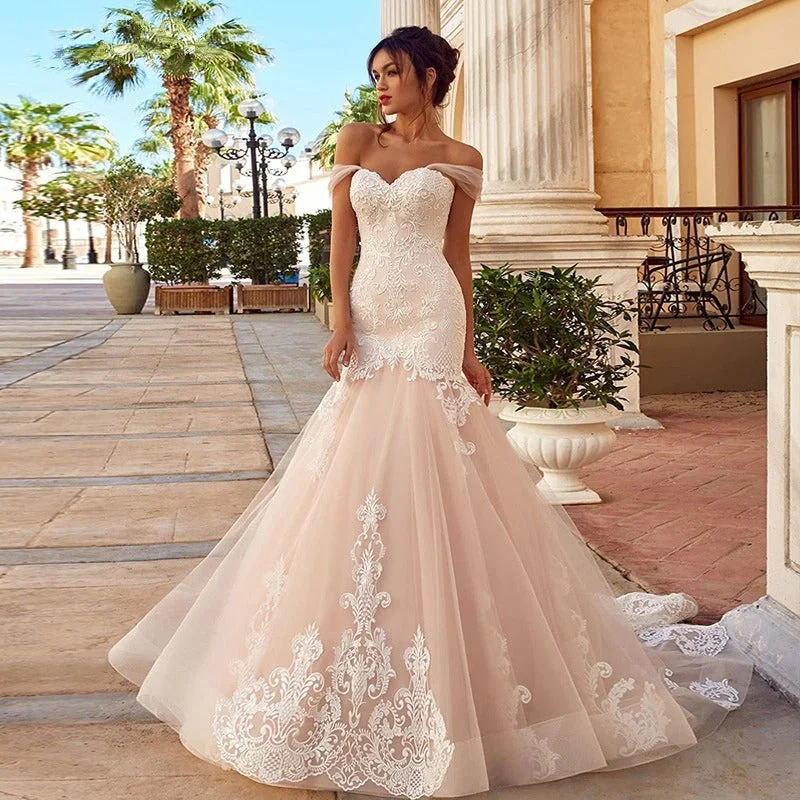Huge Discounts Women's Lace Vintage Wedding Dress