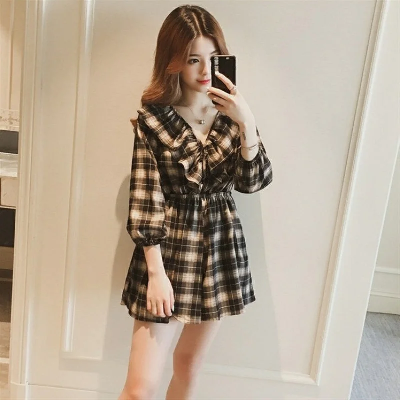 Unmissable Offer Plaid Ruffle Lantern Sleeve Shorts Dress