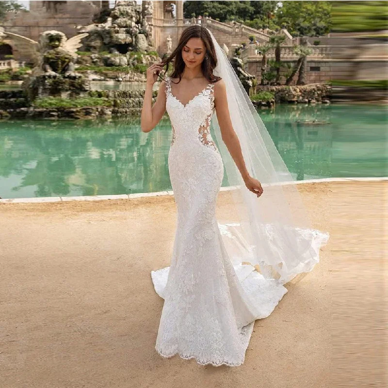 Deal of the Day Women's Sleeveless V-Neck Lace Appliques Wedding Dress