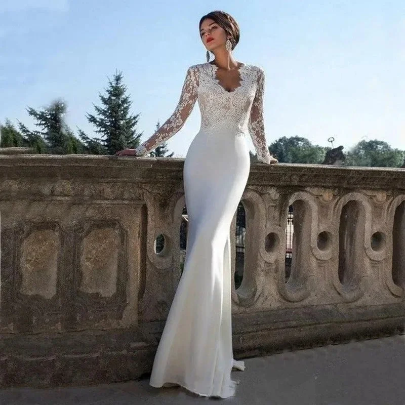 Reduced Prices Women's Lace Long Sleeved Wedding Dress With Train