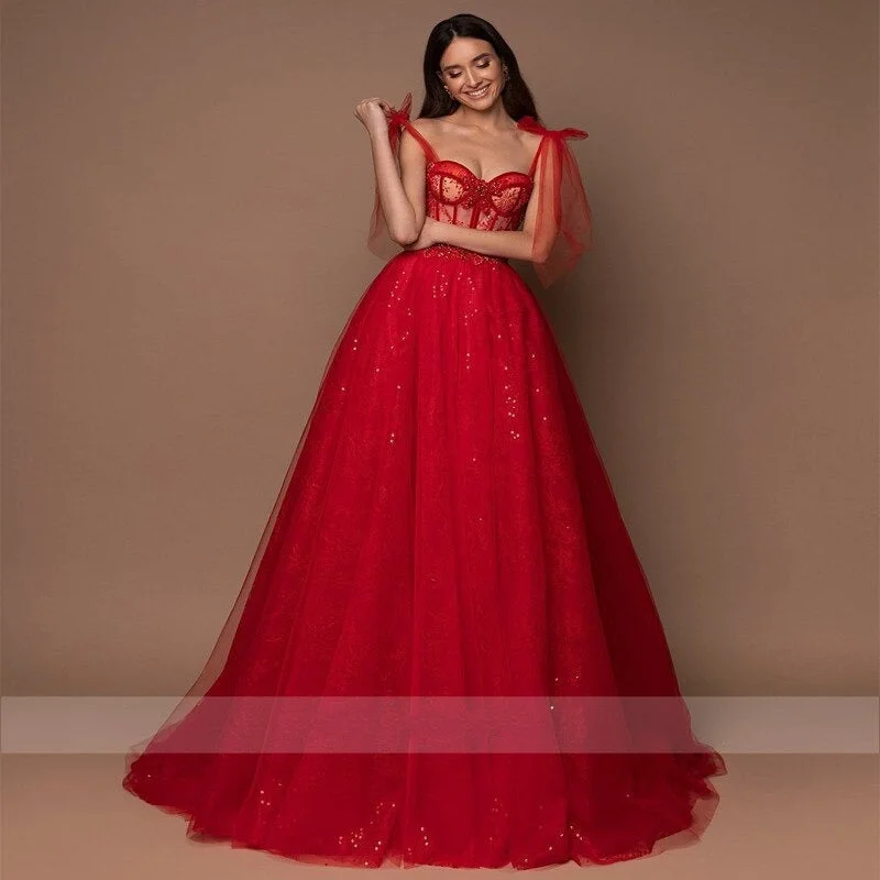Today’s Deal Women's Lace Appliques Button A-Line Wedding Dress